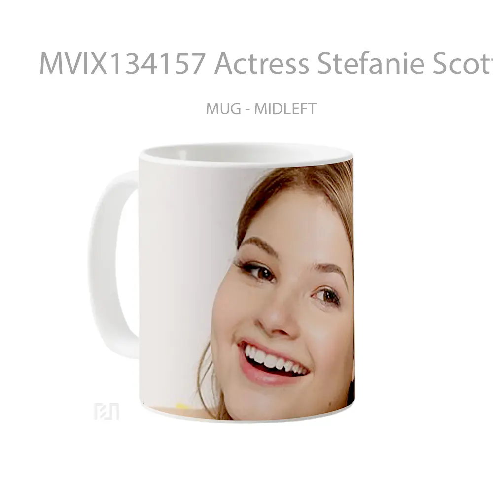 Mug Actress Stefanie Scott Gelas Keramik Unik - All-side / Desain