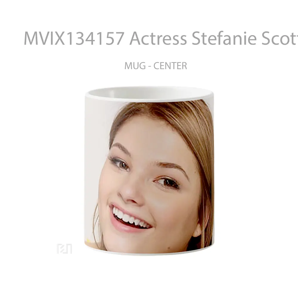 Mug Actress Stefanie Scott Gelas Keramik Unik