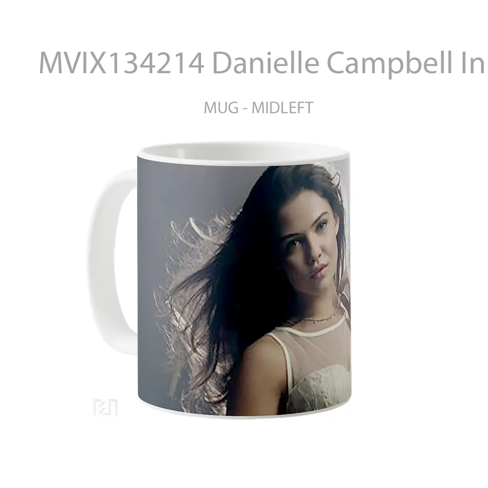 Mug Danielle Campbell In A White Dress Gelas Keramik Unik - All-side / Desain