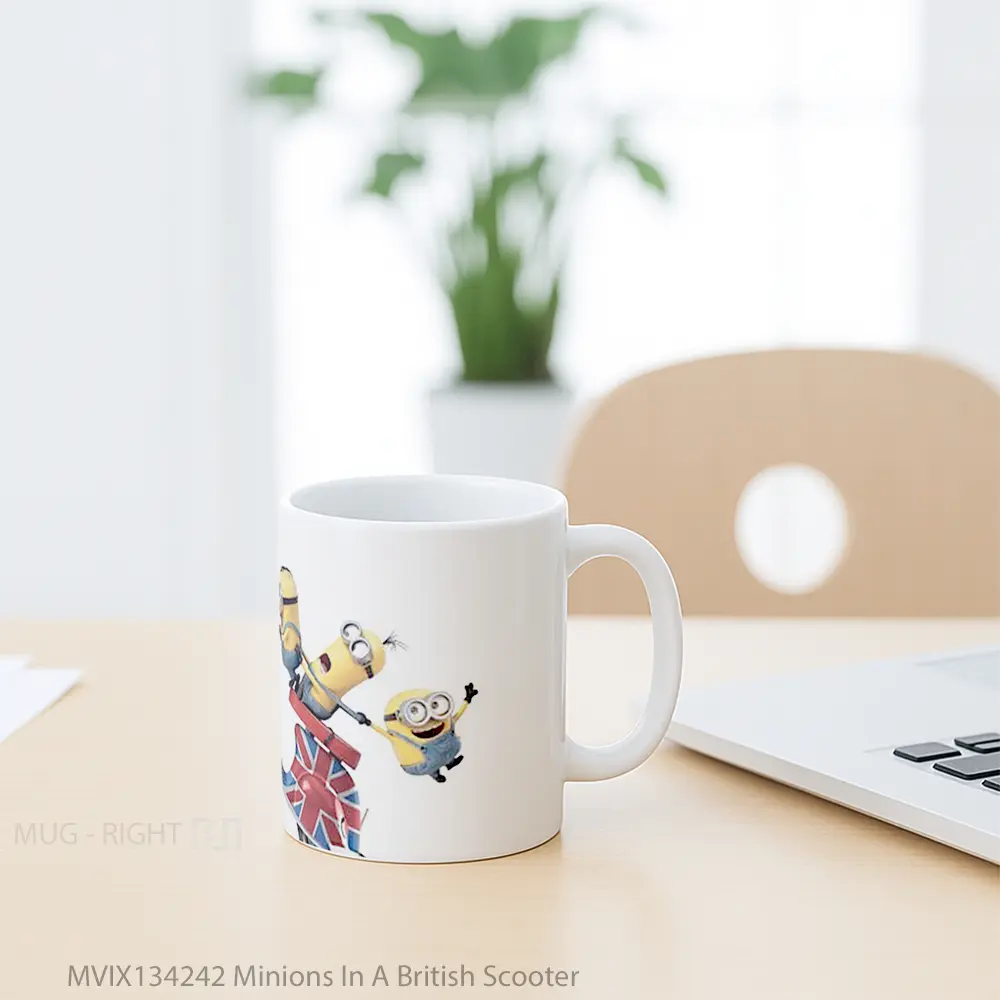 Mug Minions In A British Scooter Gelas Kartun - All-side / Desain
