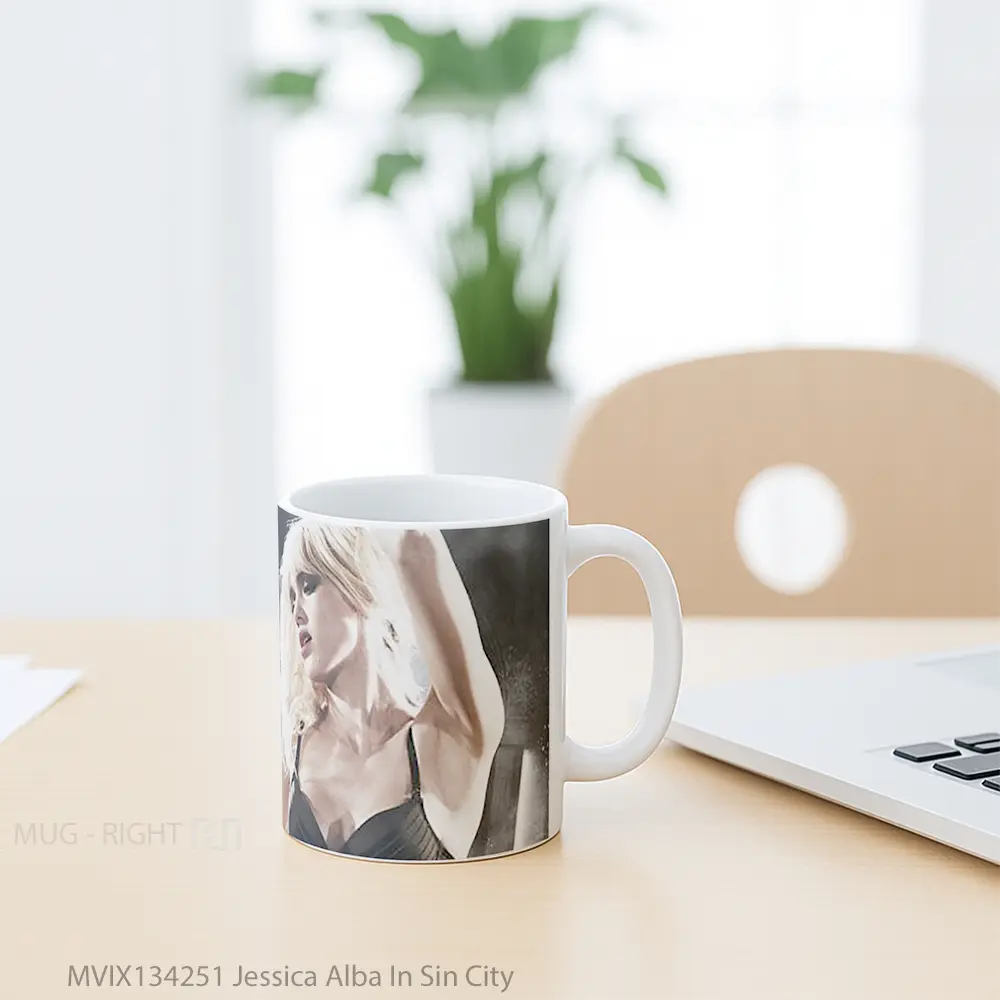 Mug Jessica Alba In Sin City Gelas Keramik Unik - All-side / Desain