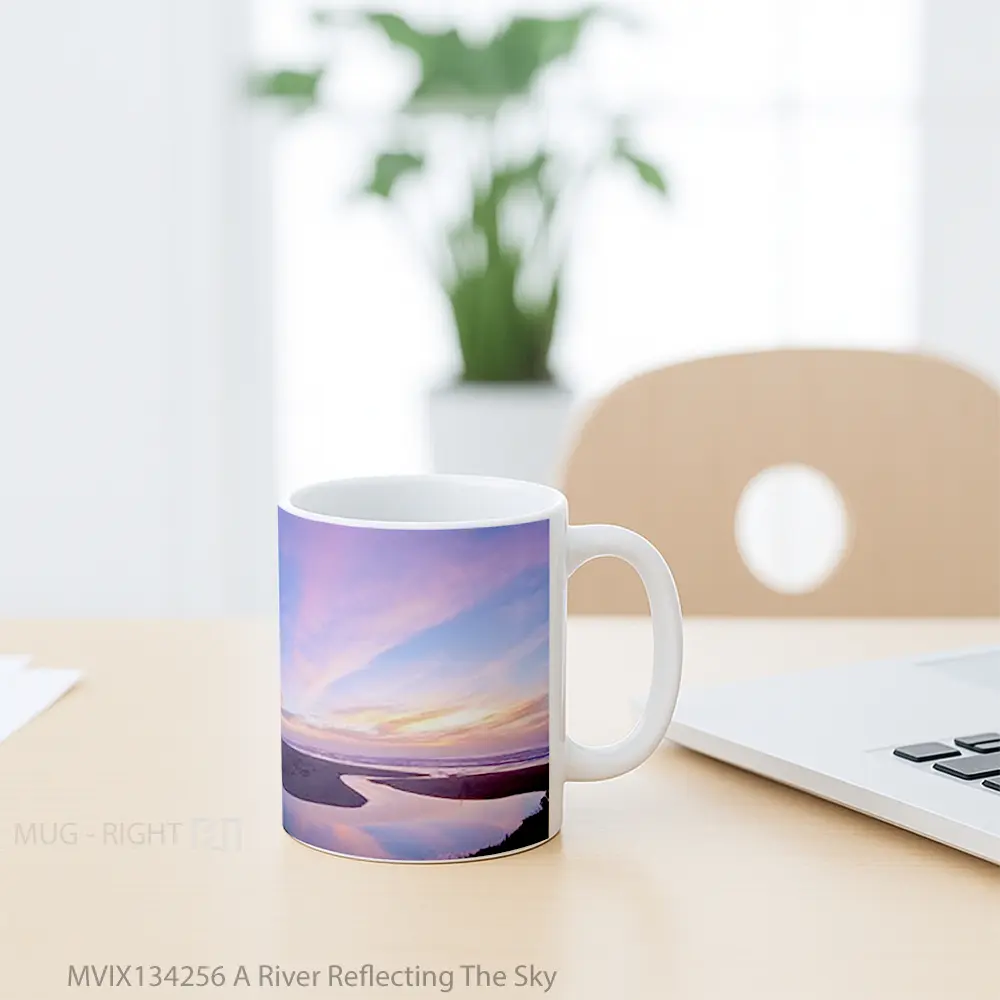 Mug A River Reflecting The Sky Gelas Pemandangan Alam - All-side / Desain