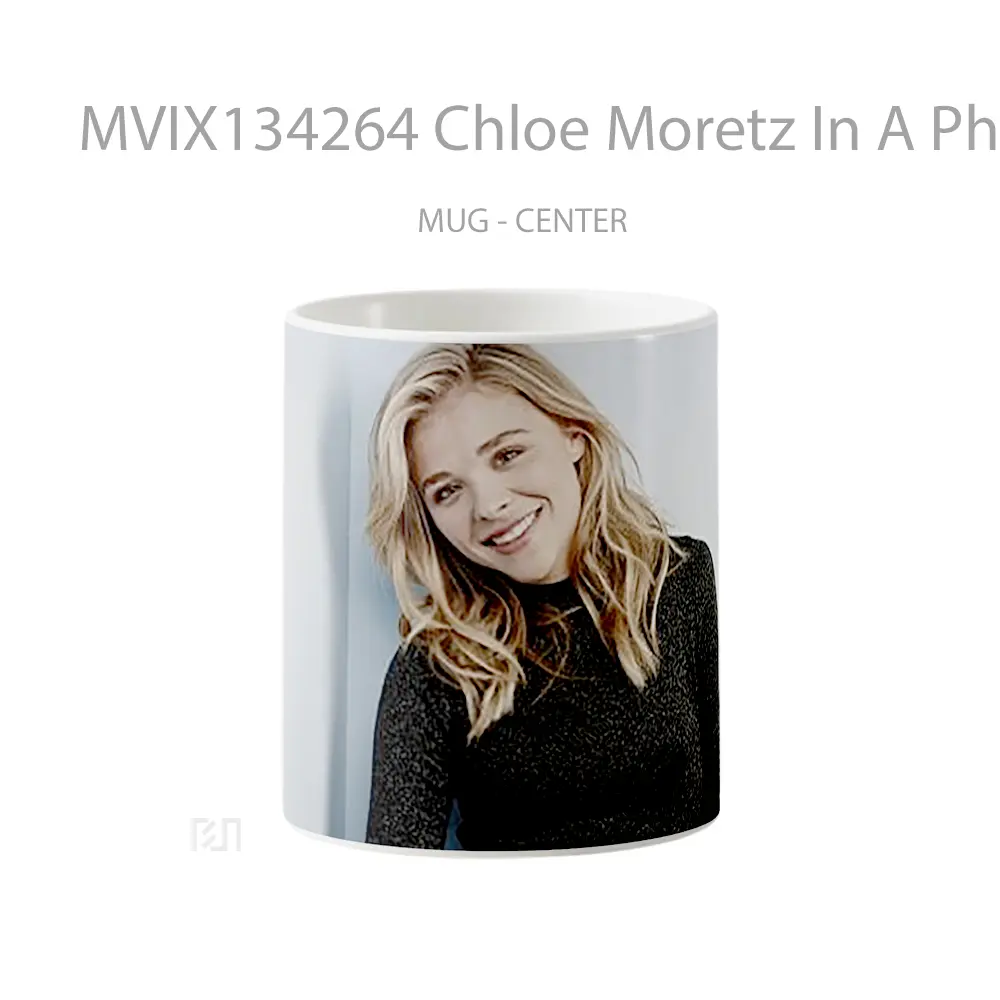 Mug Chloe Moretz In A Photoshoot Gelas Keramik Unik