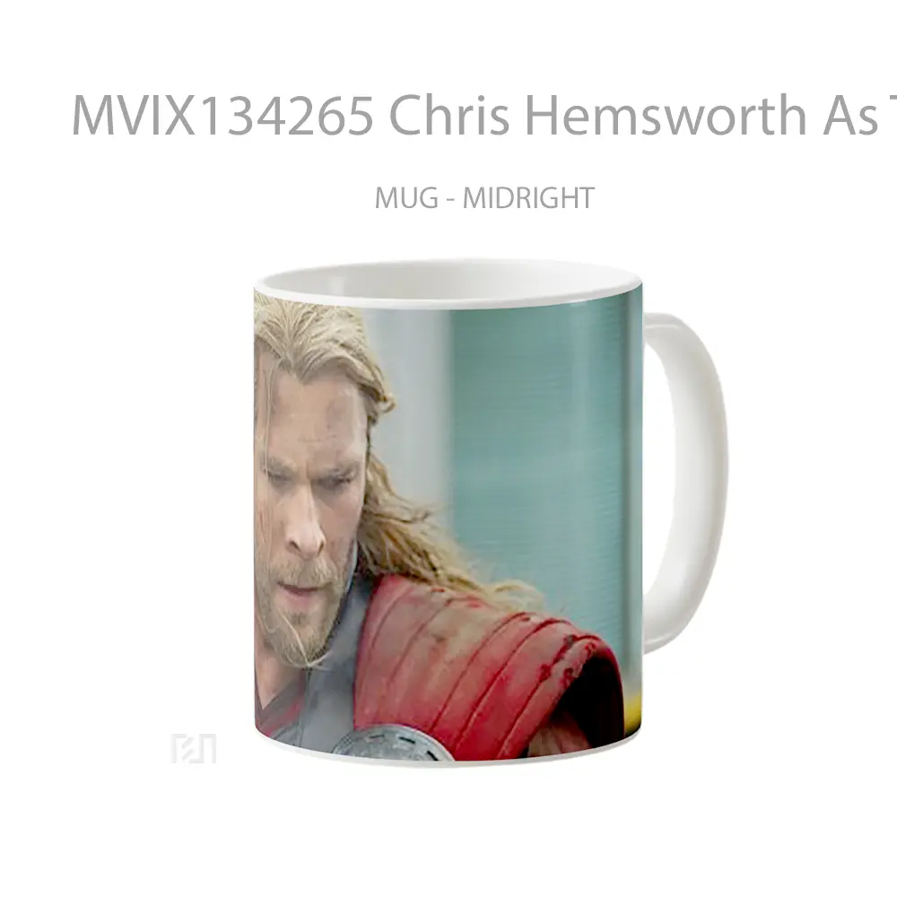 Mug Chris Hemsworth As Thor In Avengers Gelas Superhero - All-side / Desain