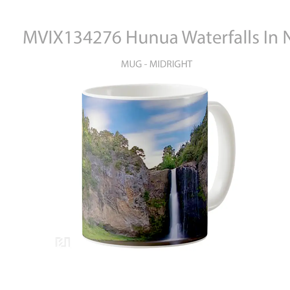 Mug Hunua Waterfalls In New Zealand Gelas Pemandangan Alam - All-side / Desain