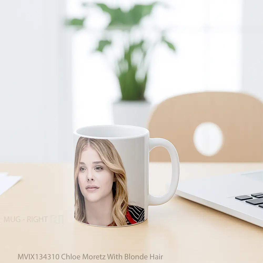 Mug Chloe Moretz With Blonde Hair Gelas Keramik Unik - All-side / Desain