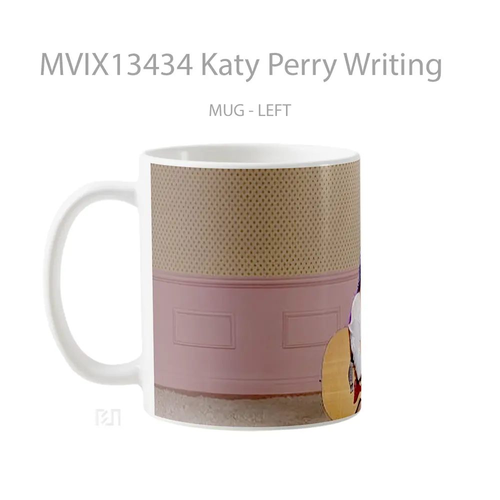 Mug Katy Perry Writing Gelas Keramik Unik - All-side / Desain