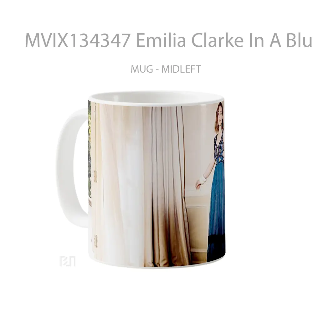 Mug Emilia Clarke In A Blue Dress Gelas Keramik Unik - All-side / Desain