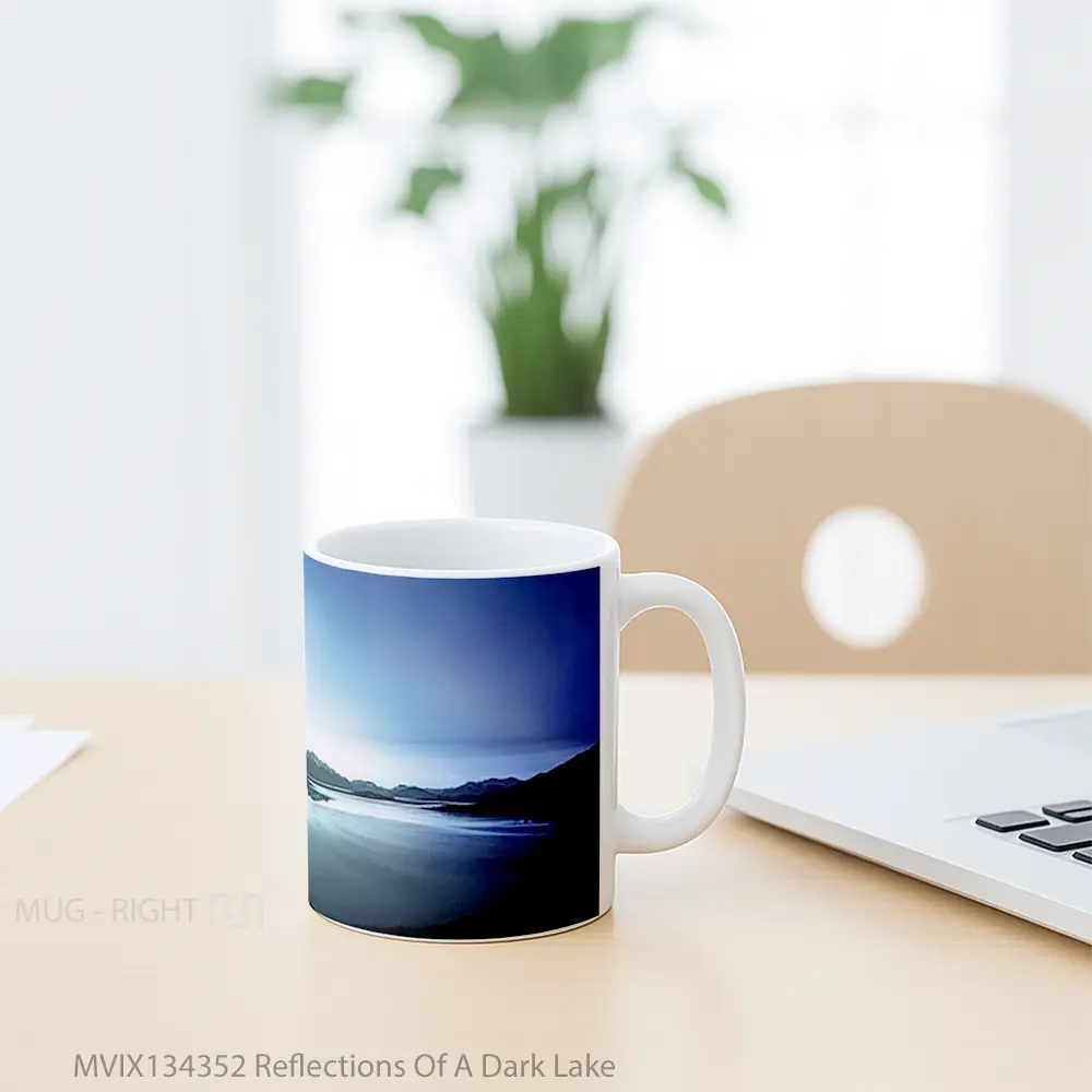 Mug Reflections Of A Dark Lake Gelas Pemandangan Alam - All-side / Desain
