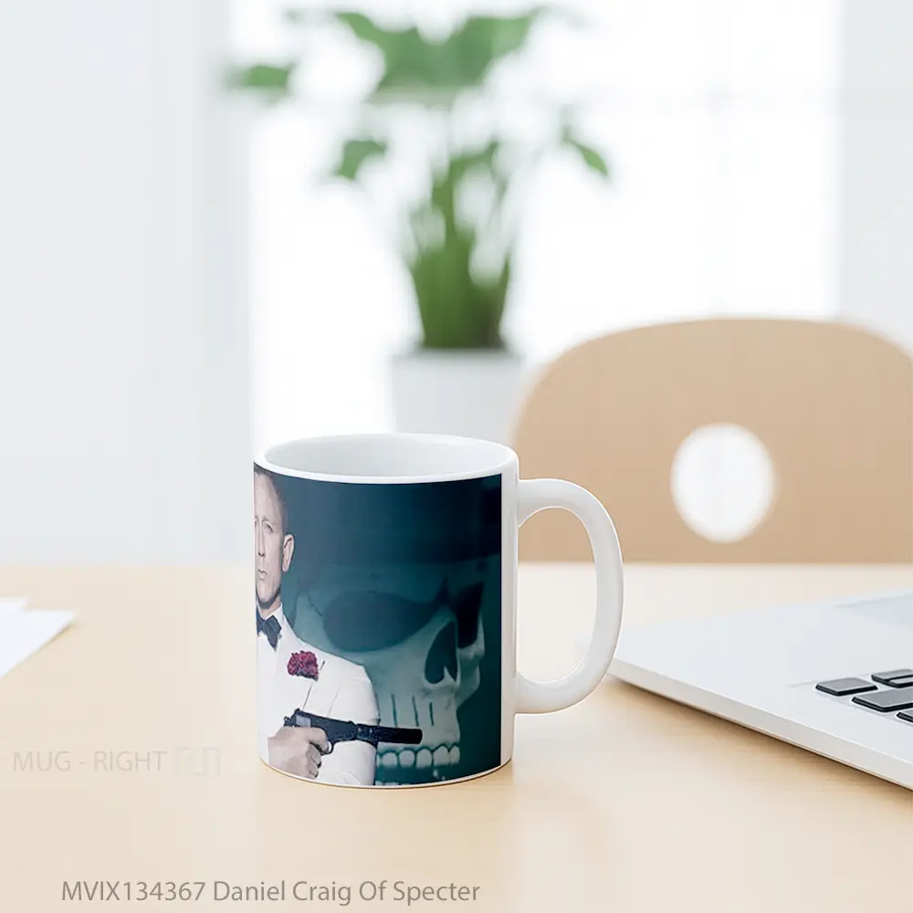 Mug Daniel Craig Of Specter Gelas Keramik Unik - All-side / Desain