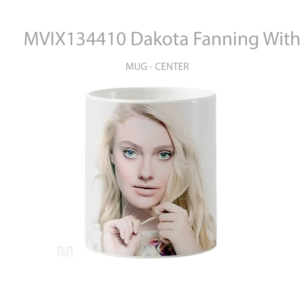 Mug Dakota Fanning With A Lock In Her Hands Gelas Keramik Unik