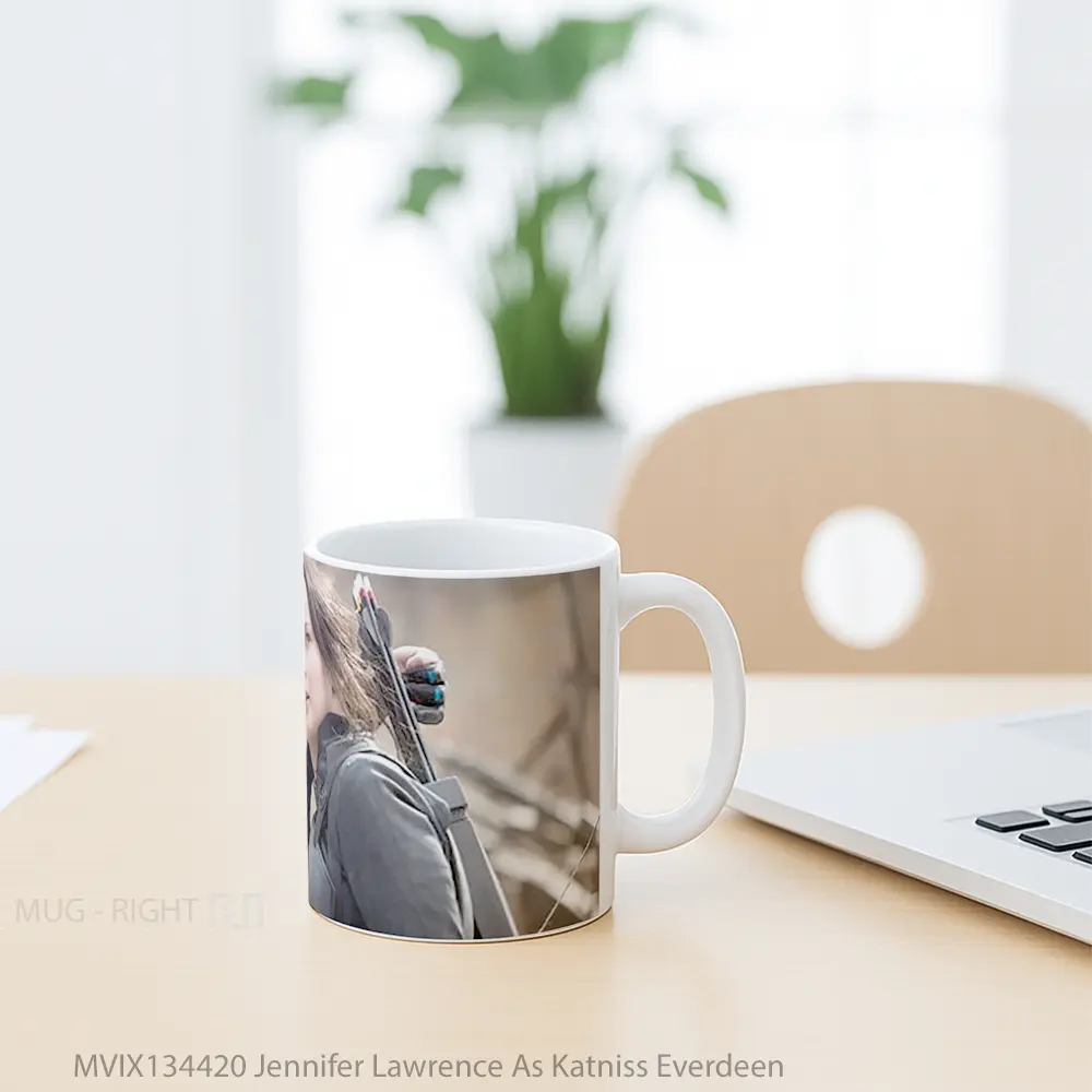 Mug Jennifer Lawrence As Katniss Everdeen Gelas Keramik Unik - All-side / Desain
