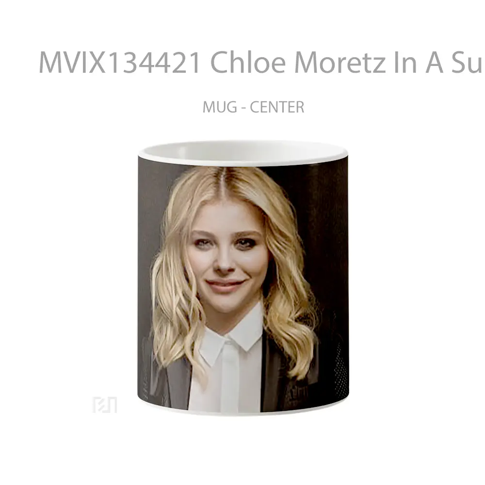 Mug Chloe Moretz In A Suit Gelas Keramik Unik