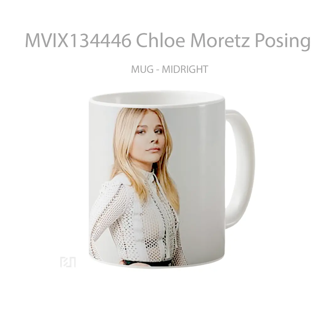 Mug Chloe Moretz Posing Gelas Keramik Unik - All-side / Desain