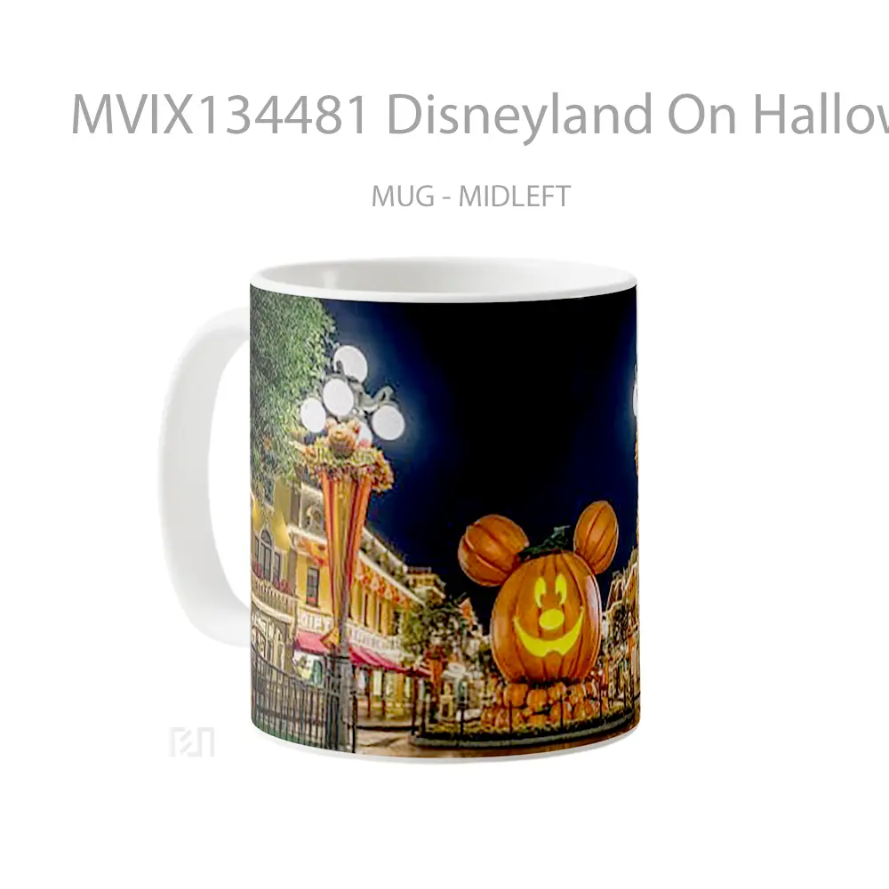 Mug Disneyland On Halloween Gelas Keramik Unik - All-side / Desain