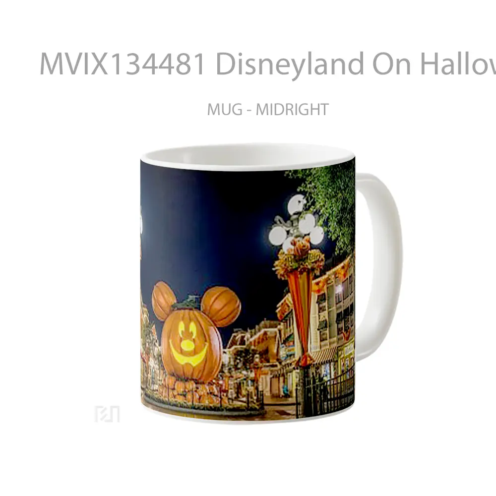 Mug Disneyland On Halloween Gelas Keramik Unik - All-side / Desain