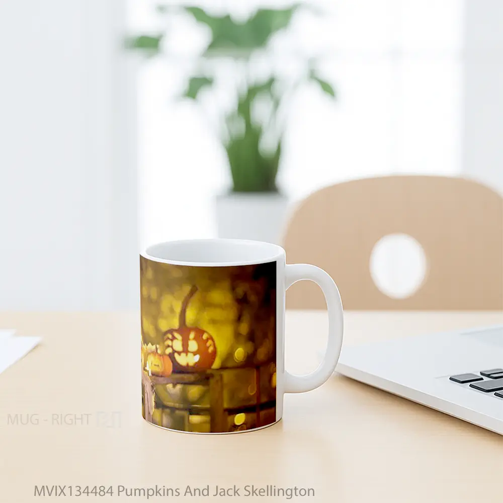 Mug Pumpkins And Jack Skellington Gelas Keramik Unik - All-side / Desain