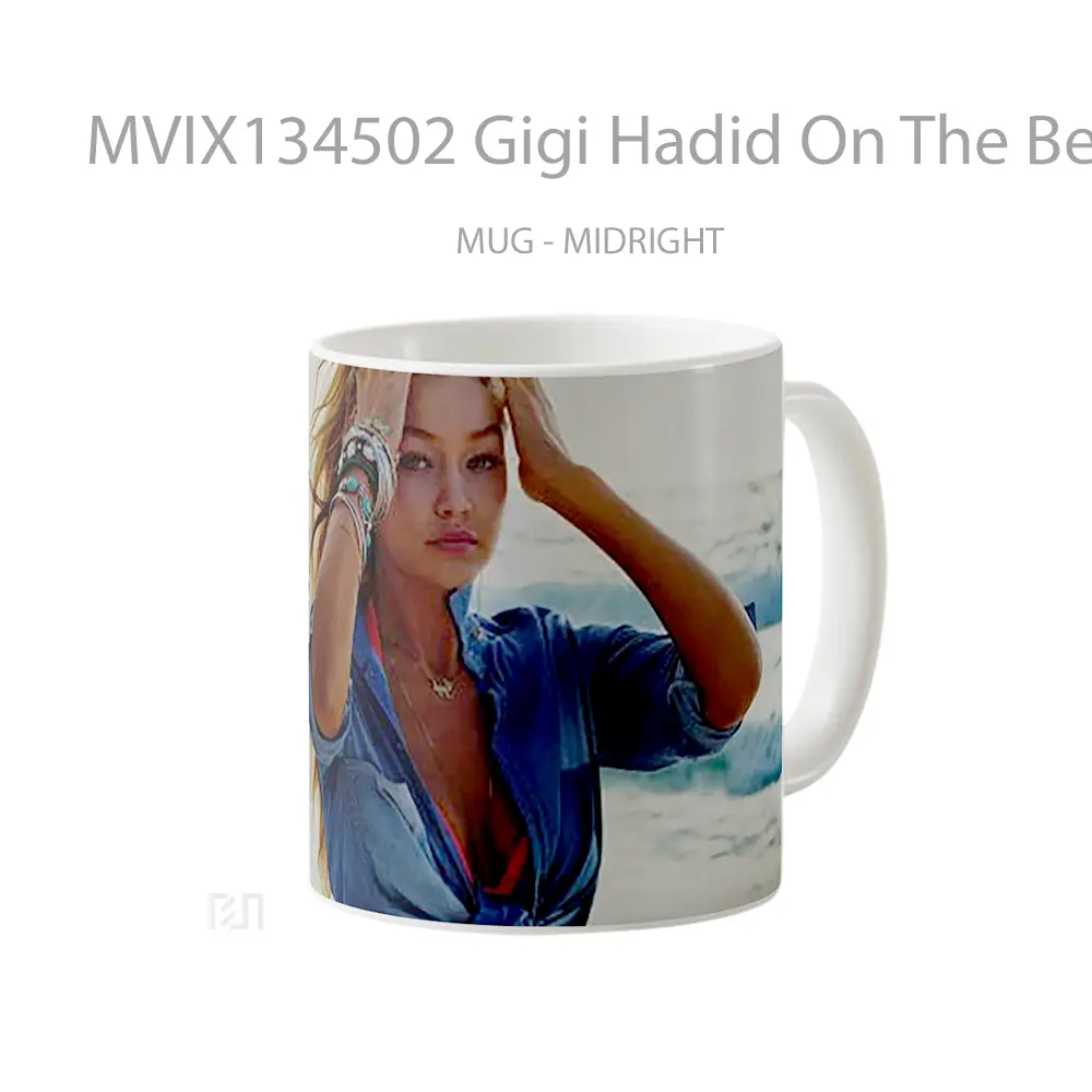 Mug Gigi Hadid On The Beach Gelas Pemandangan Alam - All-side / Desain