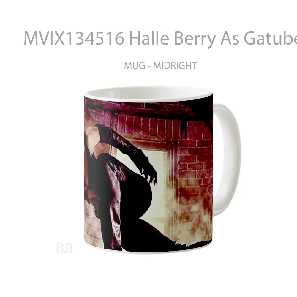 Mug Halle Berry As Gatubela Gelas Keramik Unik - All-side / Desain