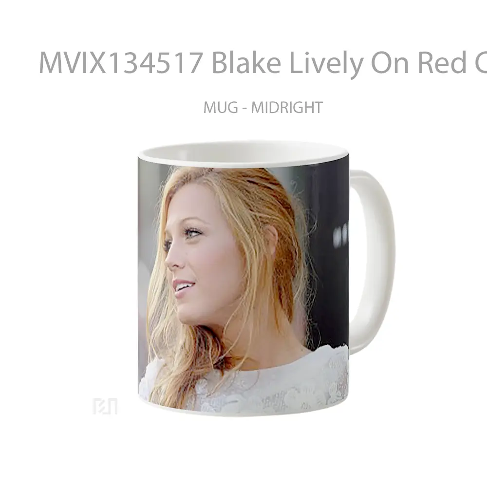 Mug Blake Lively On Red Carpet Gelas Keramik Unik - All-side / Desain