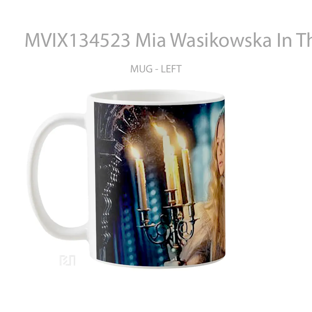Mug Mia Wasikowska In The Scarlet Summit Gelas Keramik Unik - All-side / Desain
