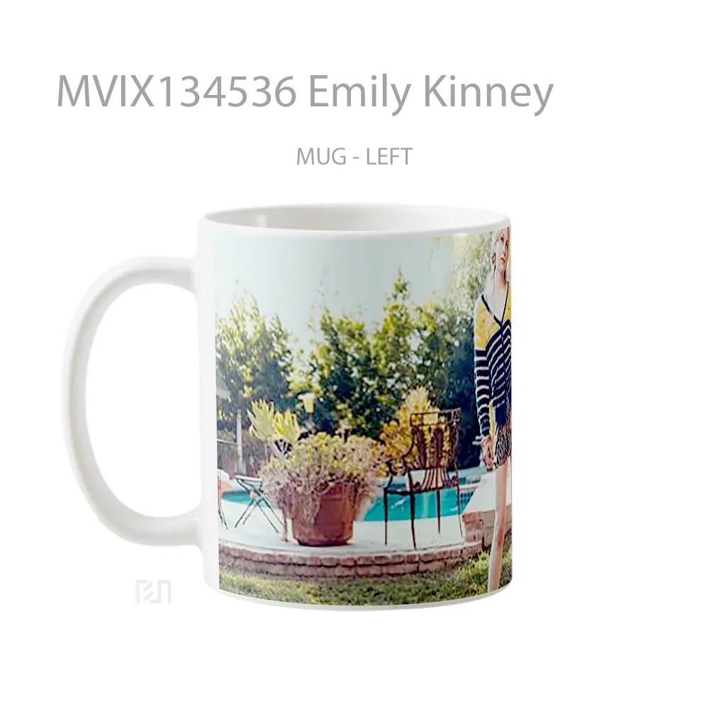 Mug Emily Kinney Gelas Keramik Unik - All-side / Desain