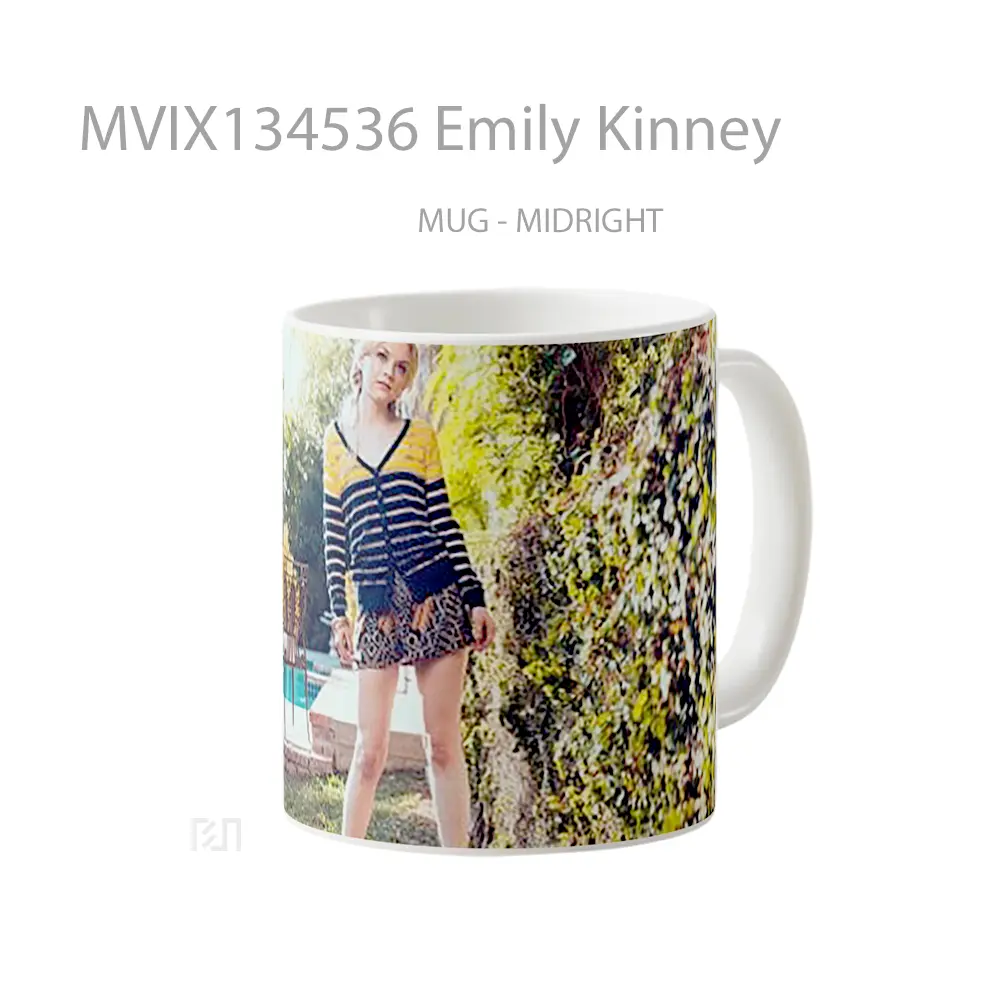 Mug Emily Kinney Gelas Keramik Unik - All-side / Desain