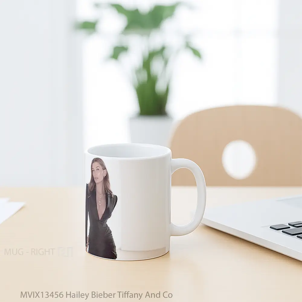 Mug Hailey Bieber Tiffany And Co Gelas Keramik Unik - All-side / Desain