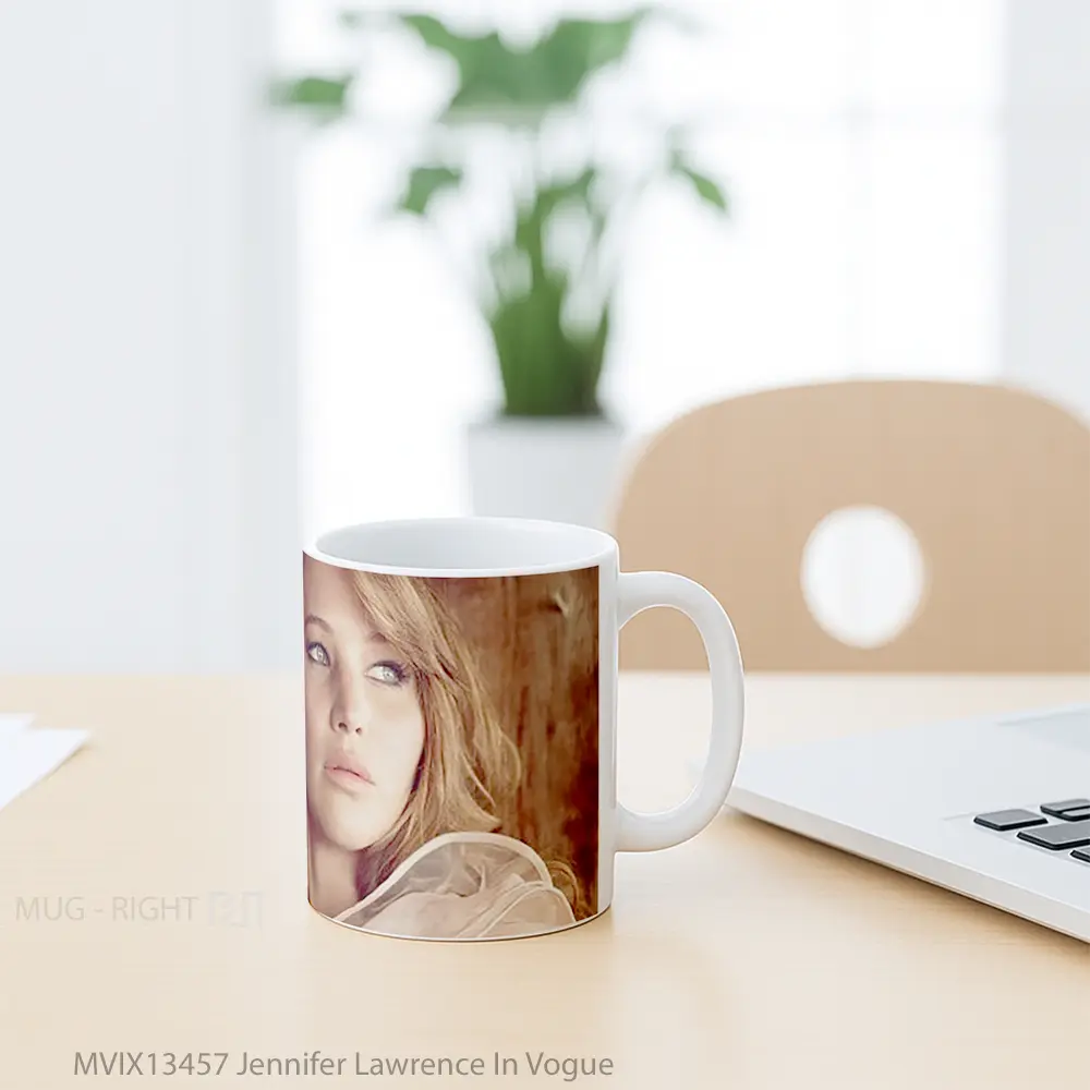 Mug Jennifer Lawrence In Vogue Gelas Keramik Unik - All-side / Desain