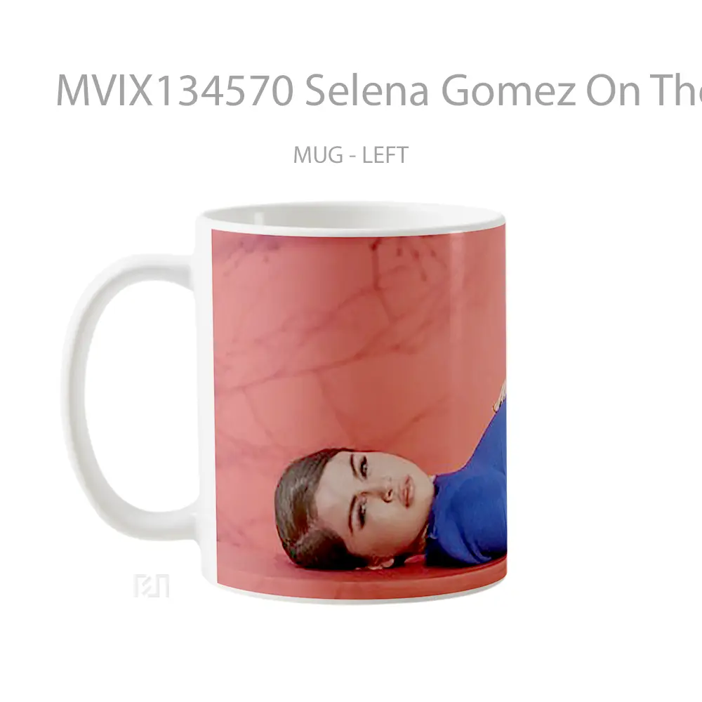 Mug Selena Gomez On The Floor Gelas Selebriti - All-side / Desain