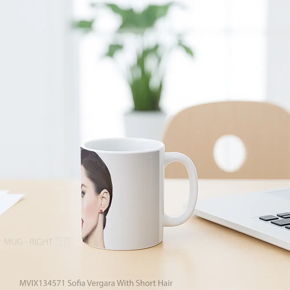 Mug Sofia Vergara With Short Hair Gelas Keramik Unik - All-side / Desain