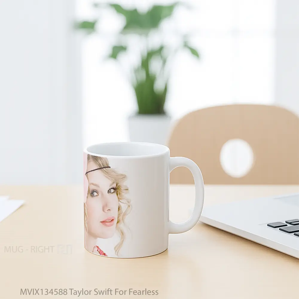 Mug Taylor Swift For Fearless Gelas Selebriti - All-side / Desain