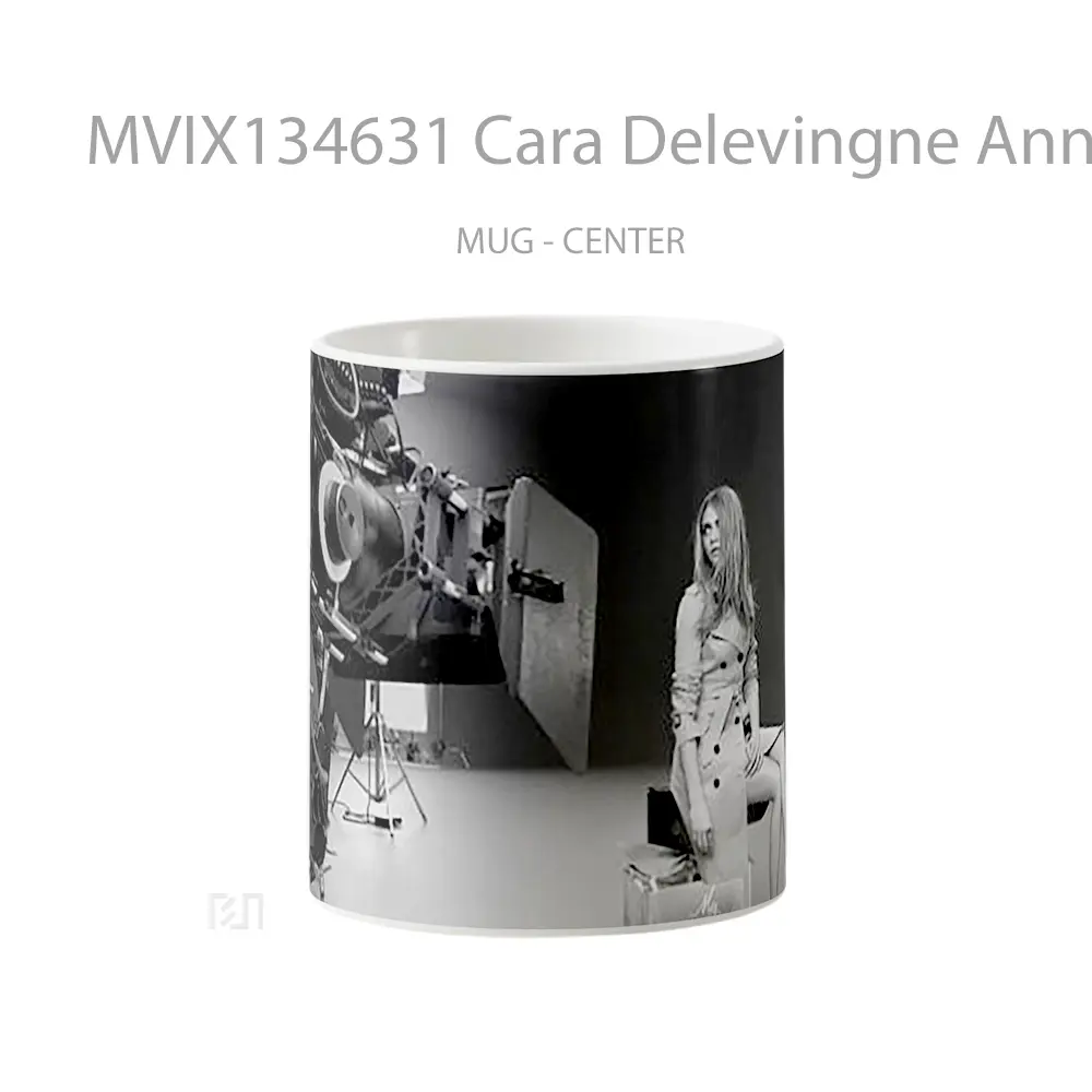 Mug Cara Delevingne Announcing My Burberry Gelas Keramik Unik