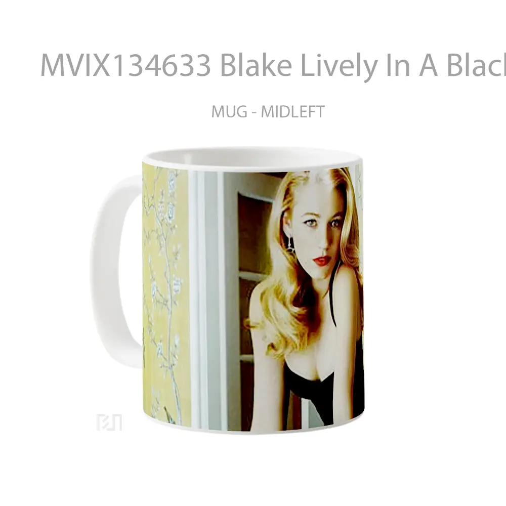 Mug Blake Lively In A Black Dress Gelas Keramik Unik - All-side / Desain