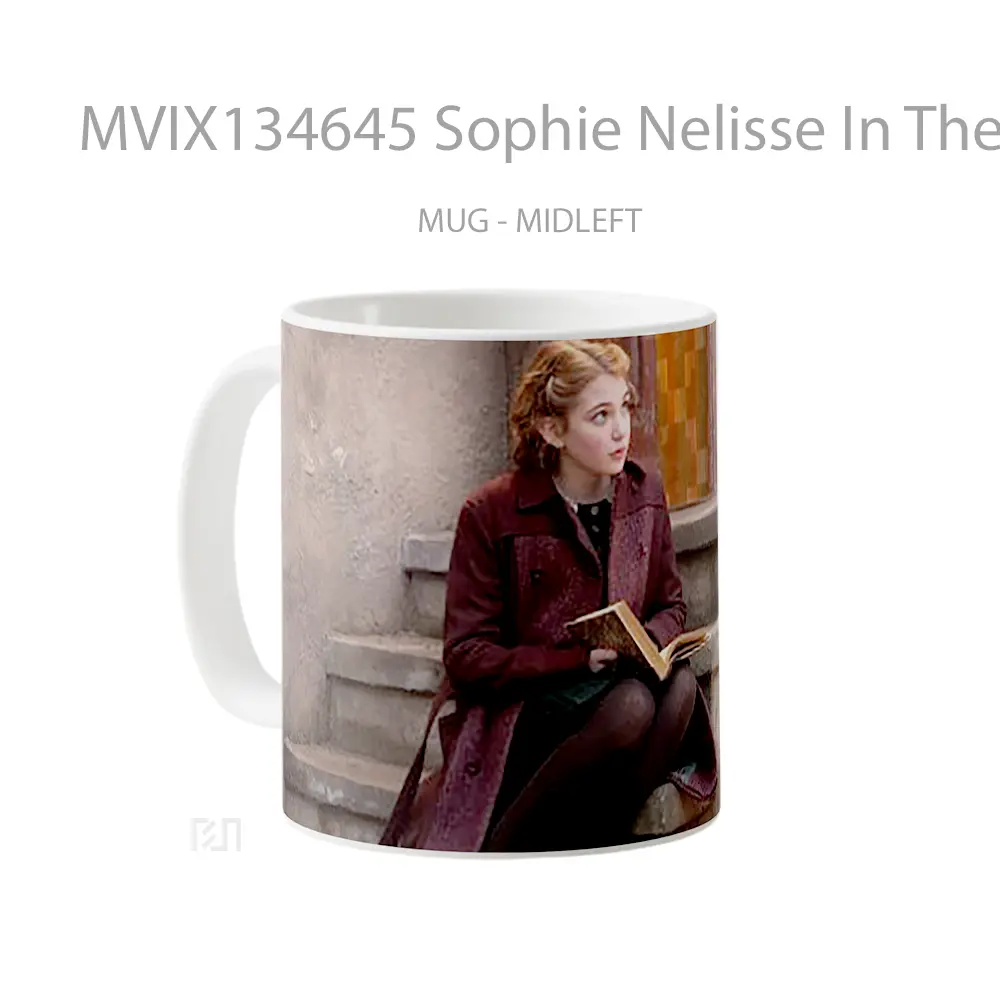 Mug Sophie Nelisse In The Book Thief Gelas Keramik Unik - All-side / Desain