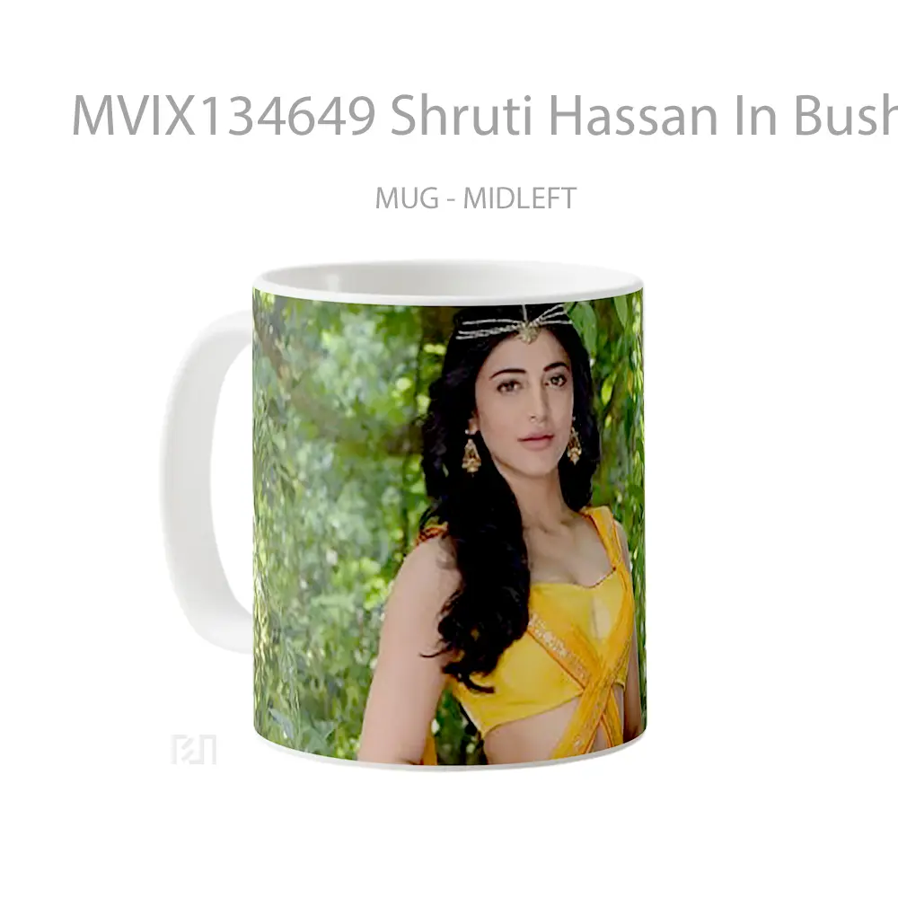 Mug Shruti Hassan In Bushes Gelas Keramik Unik - All-side / Desain