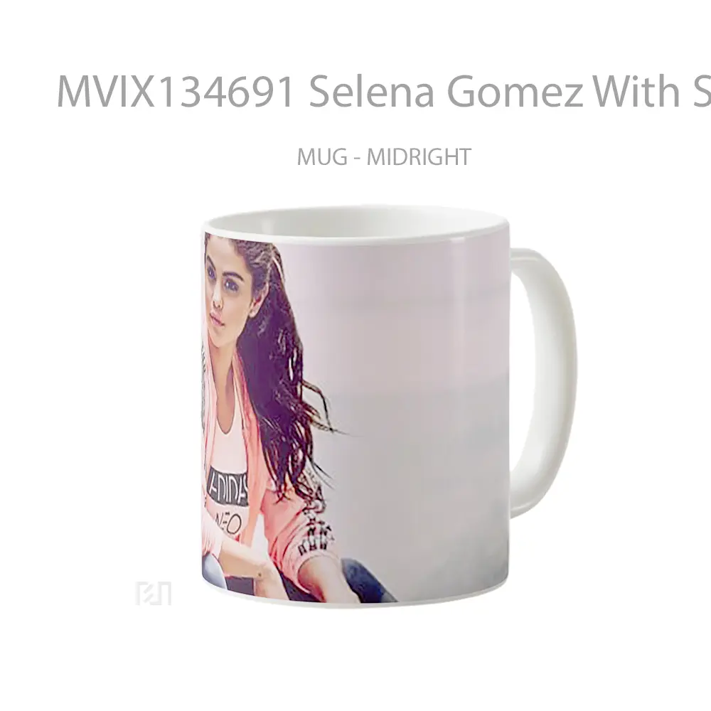Mug Selena Gomez With Sports Clothes Gelas Selebriti - All-side / Desain