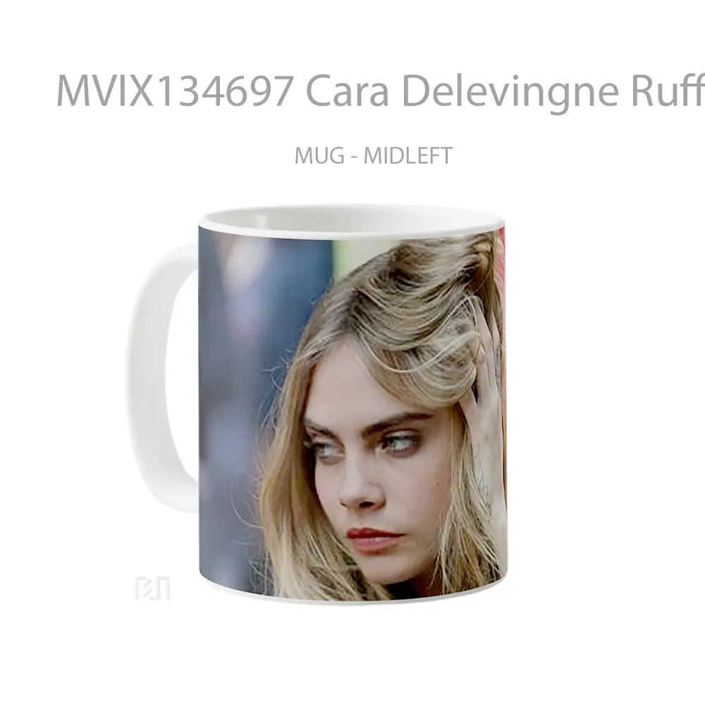 Mug Cara Delevingne Ruffling Gelas Keramik Unik - All-side / Desain