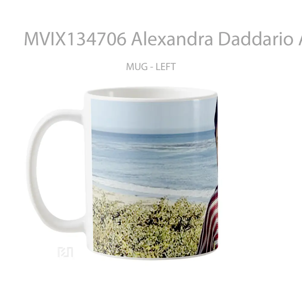 Mug Alexandra Daddario At Sea Gelas Selebriti - All-side / Desain