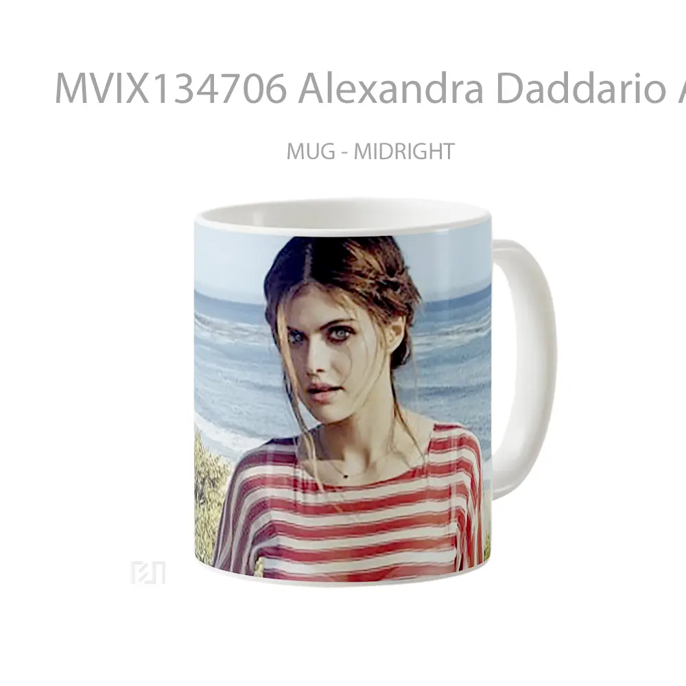 Mug Alexandra Daddario At Sea Gelas Selebriti - All-side / Desain