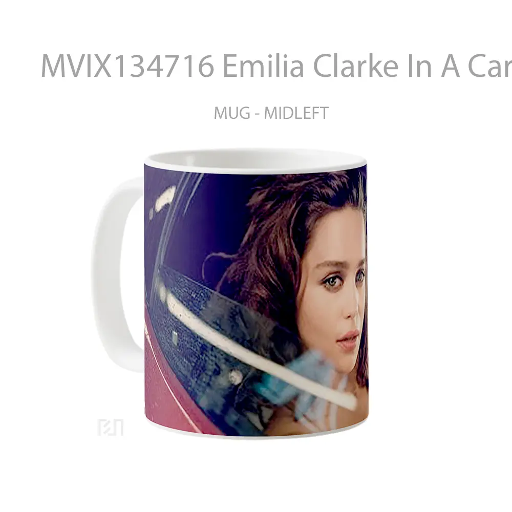 Mug Emilia Clarke In A Car Cangkir Mobil - All-side / Desain