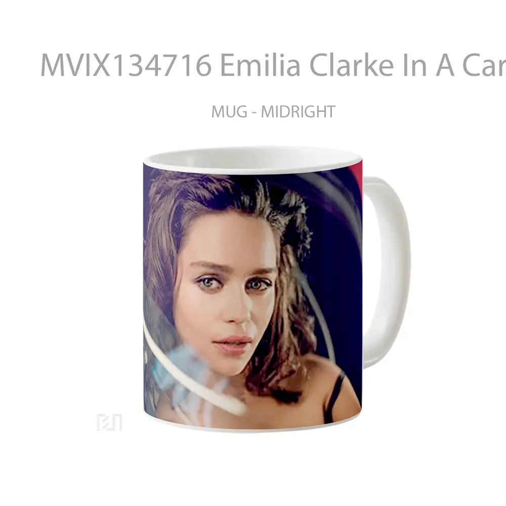 Mug Emilia Clarke In A Car Cangkir Mobil - All-side / Desain
