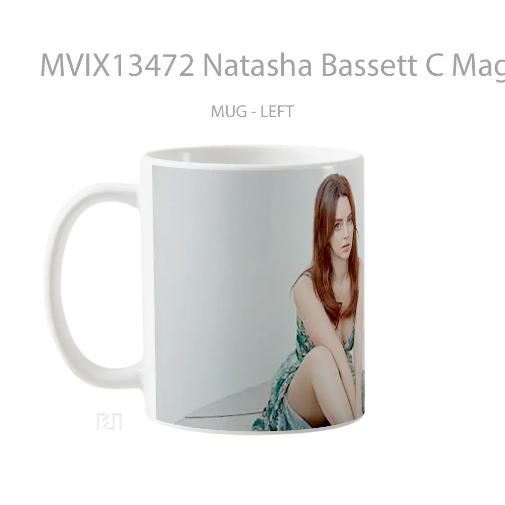 Mug Natasha Bassett C Magazine Gelas Keramik Unik - All-side / Desain