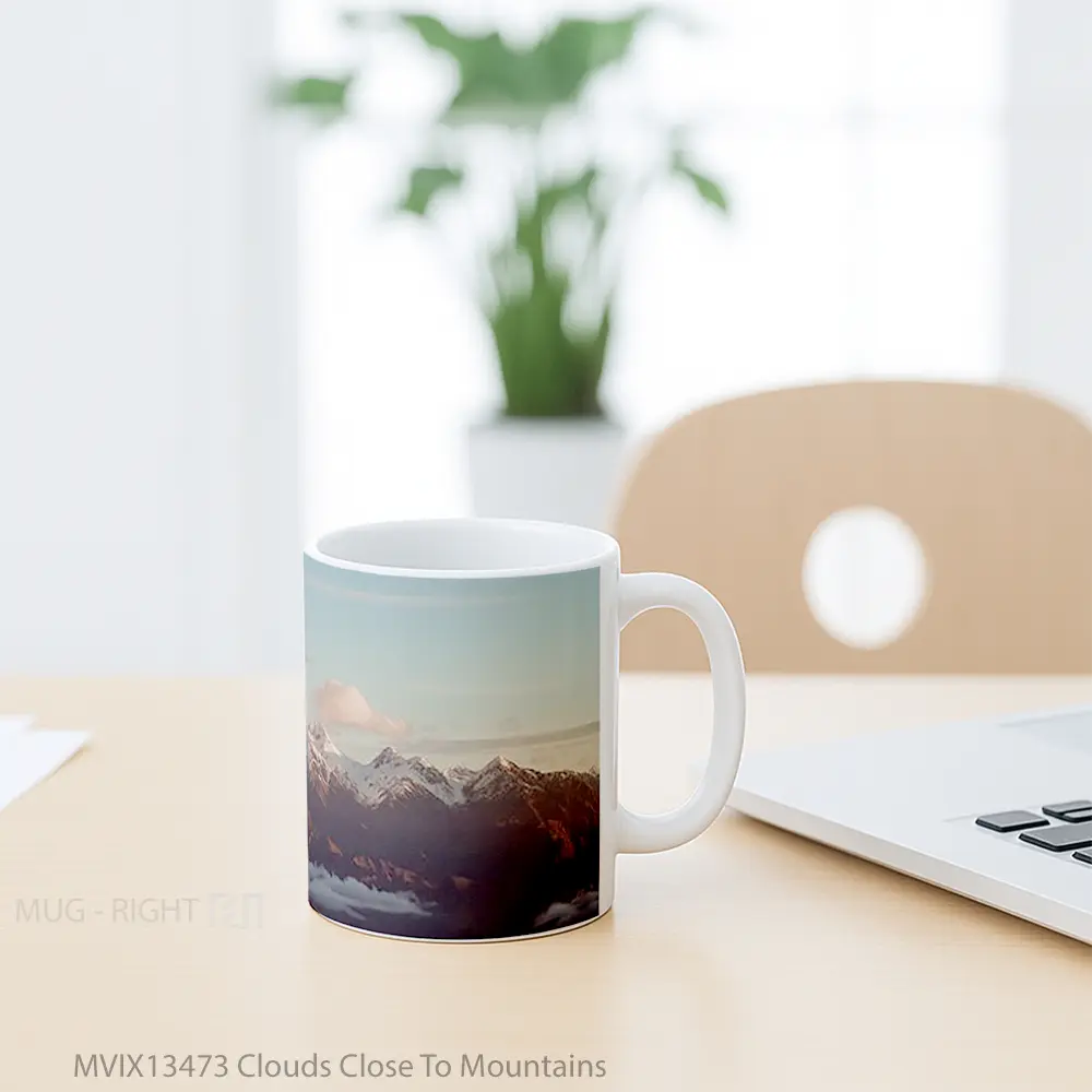 Mug Clouds Close To Mountains Gelas Pemandangan Alam - All-side / Desain
