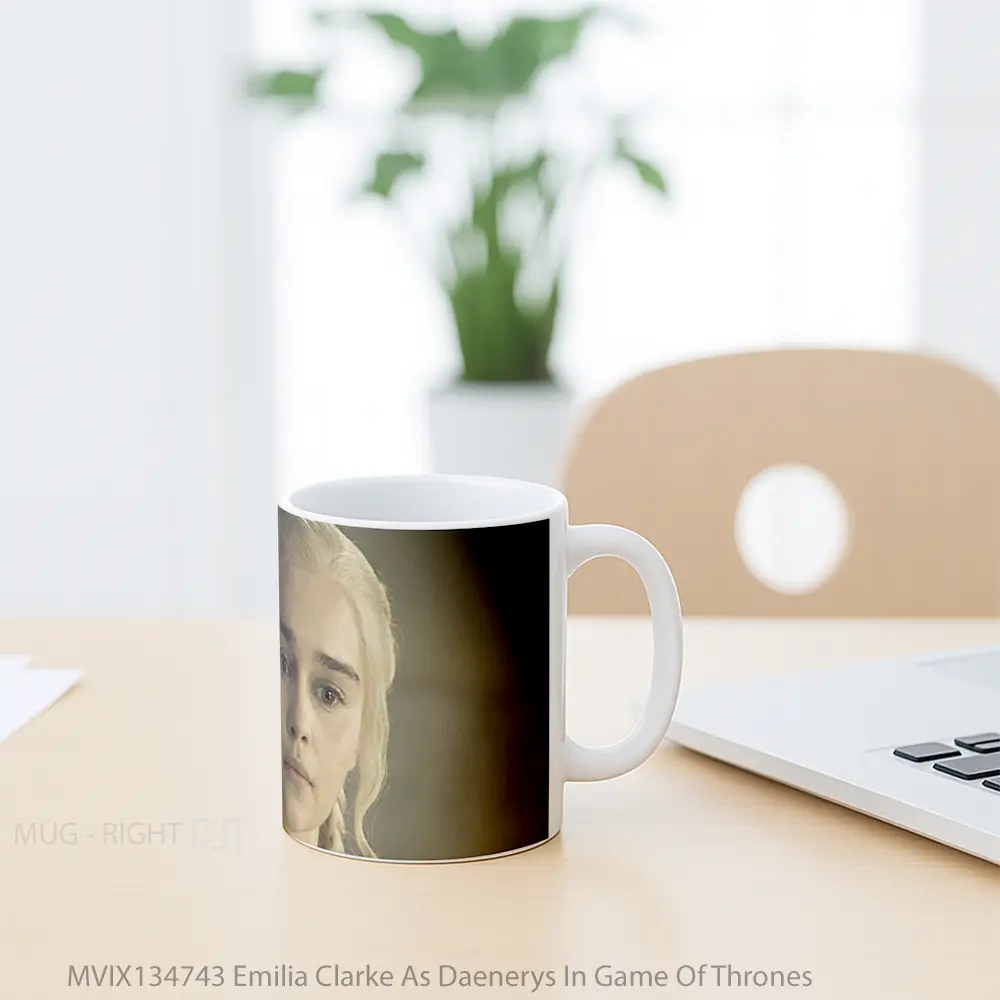 Mug Emilia Clarke As Daenerys In Game Of Thrones Cangkir Gamer - All-side / Desain