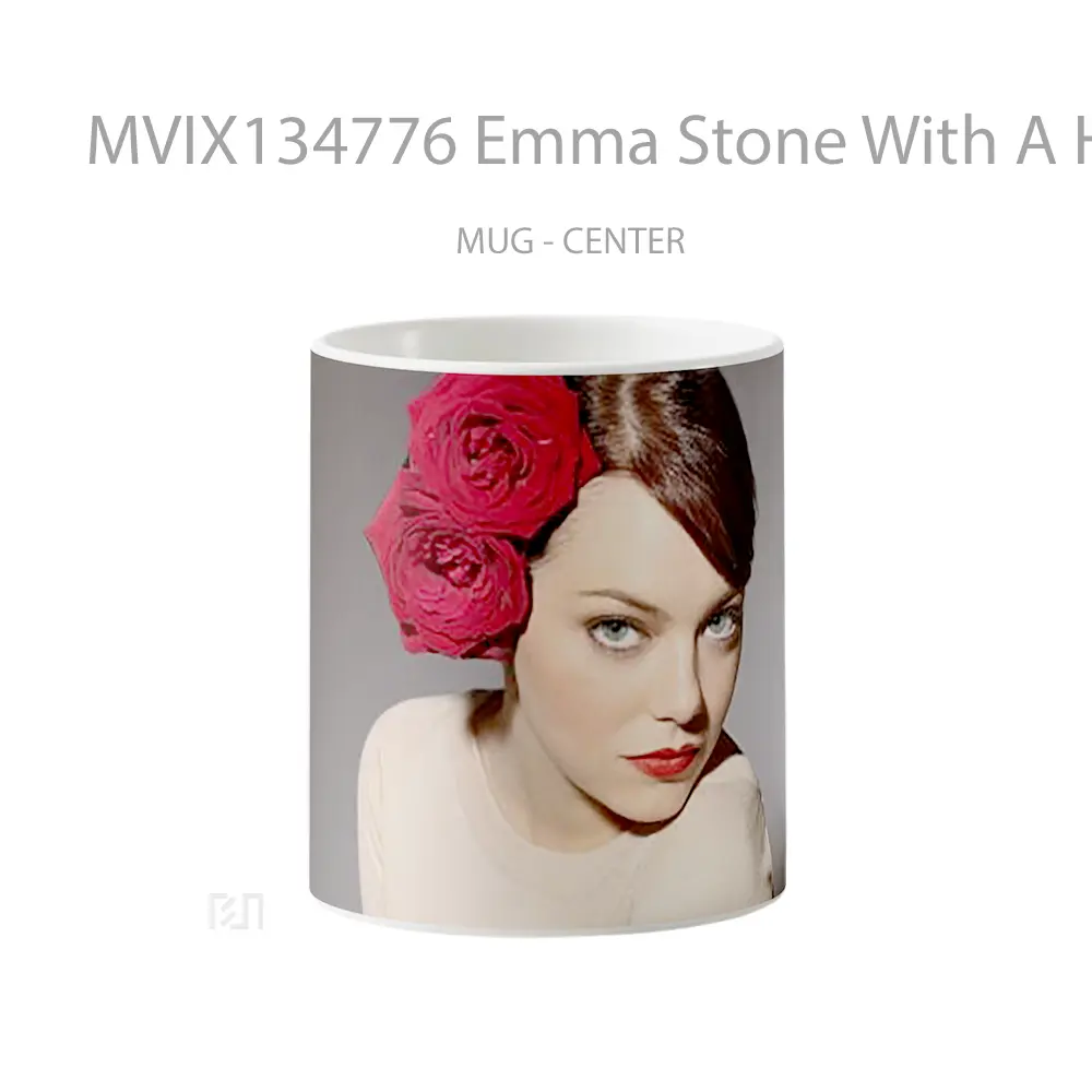 Mug Keramik Premium SNI - Mug Emma Stone With A Headdress Of Roses Gelas Selebriti
