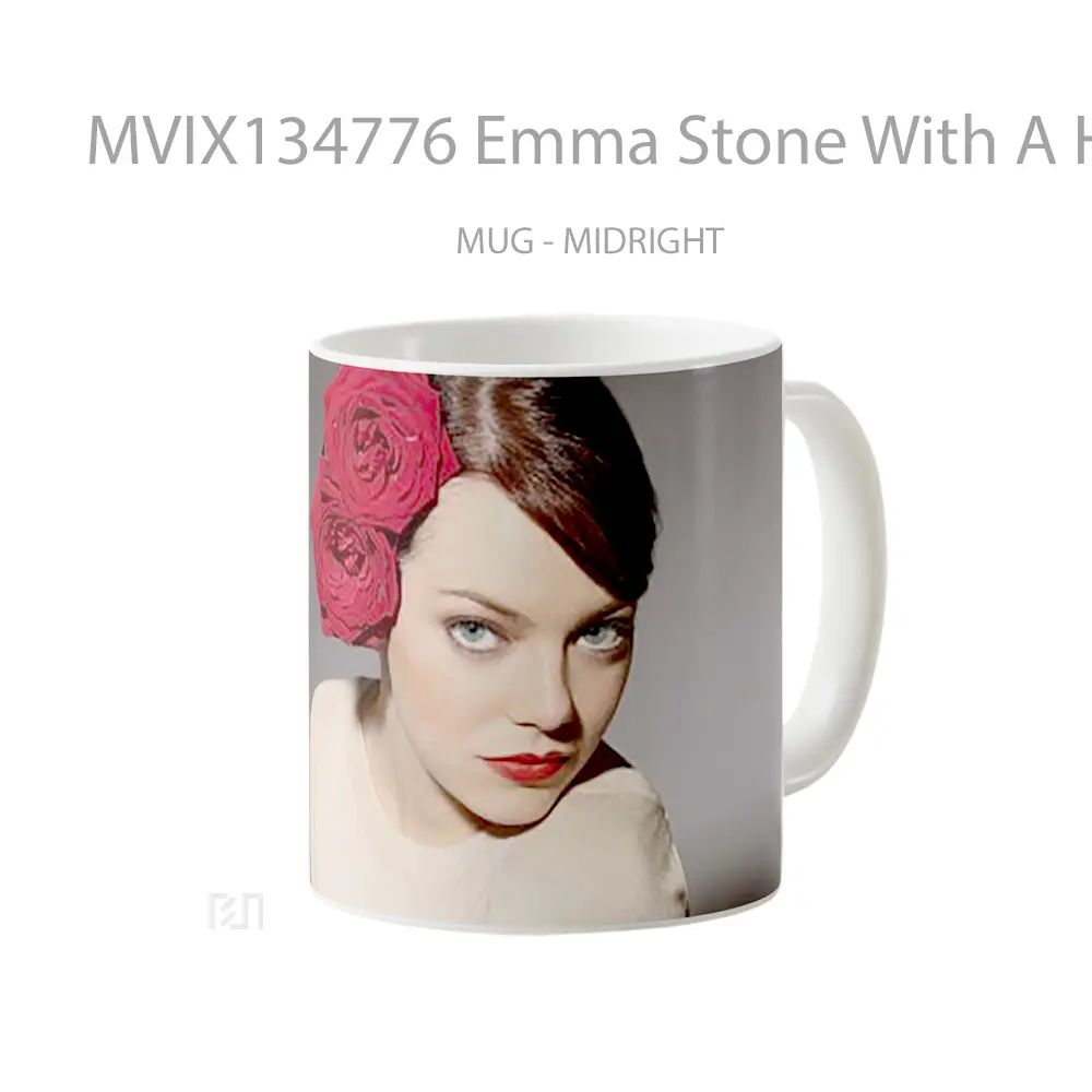 Mug Emma Stone With A Headdress Of Roses Gelas Selebriti - All-side / Desain