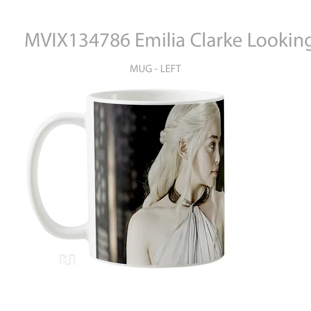 Mug Emilia Clarke Looking To The Right Gelas Keramik Unik - Tampak Kanan