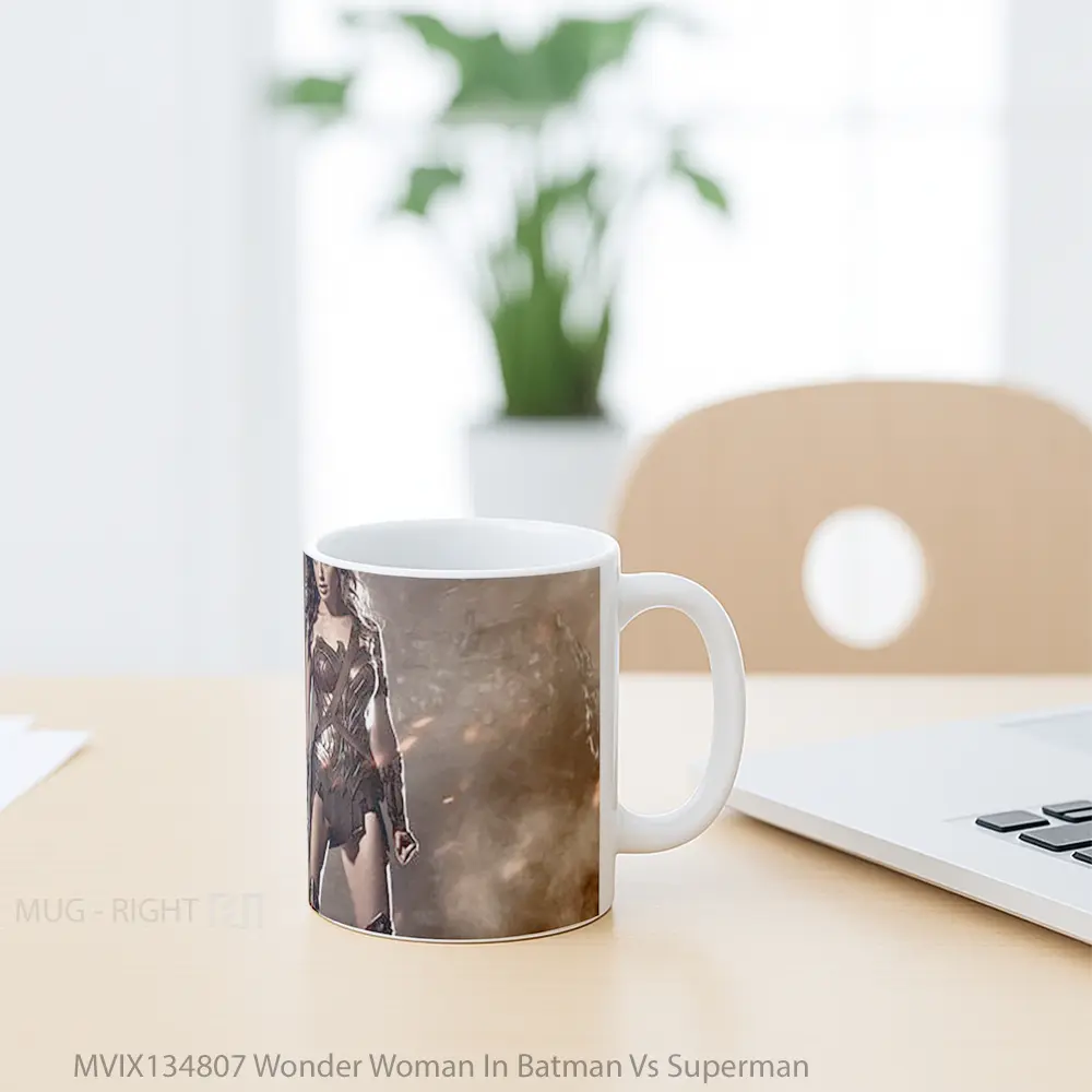 Mug Wonder Woman In Batman Vs Superman Gelas Superhero - All-side / Desain
