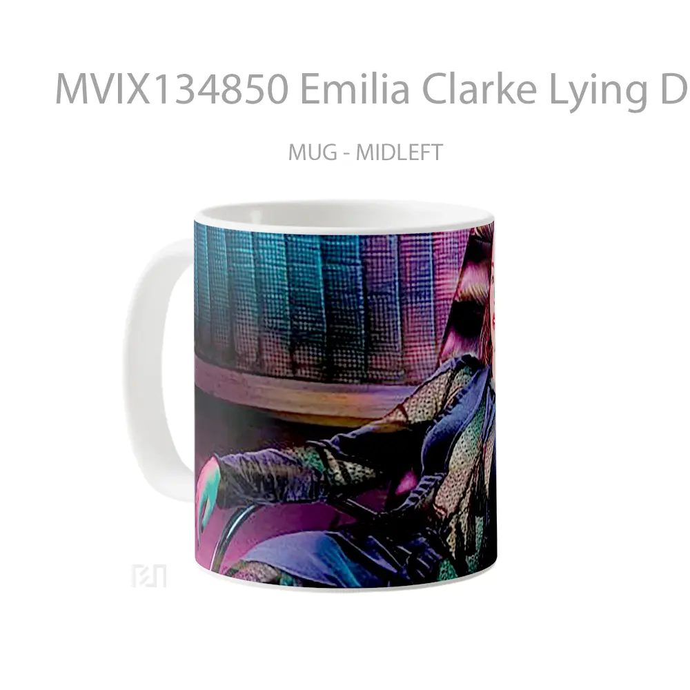 Mug Emilia Clarke Lying Down Gelas Keramik Unik - All-side / Desain